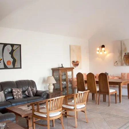 Yuca 13 * Costa Teguise